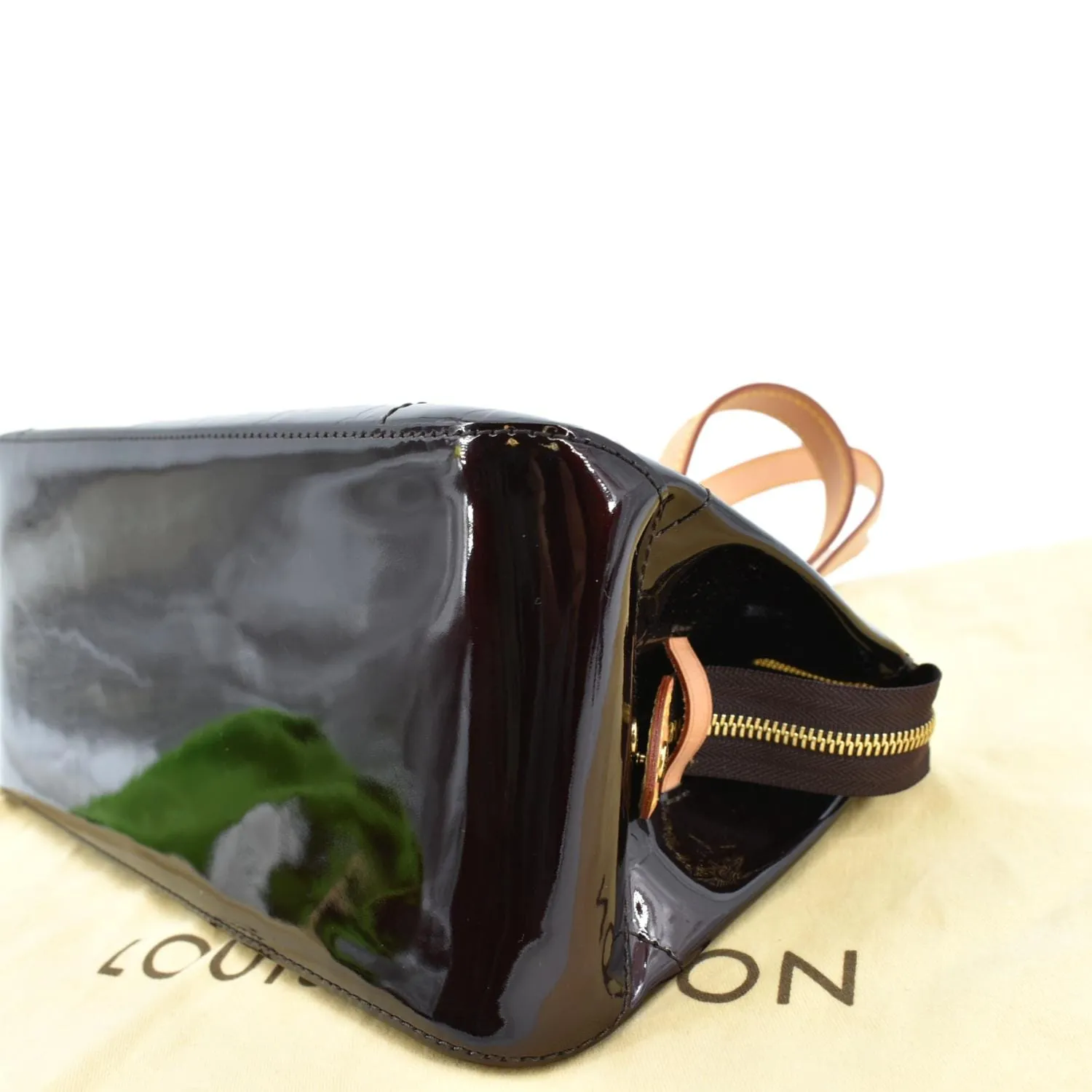 LOUIS VUITTON Rosewood Monogram Vernis Shoulder Bag Amarante