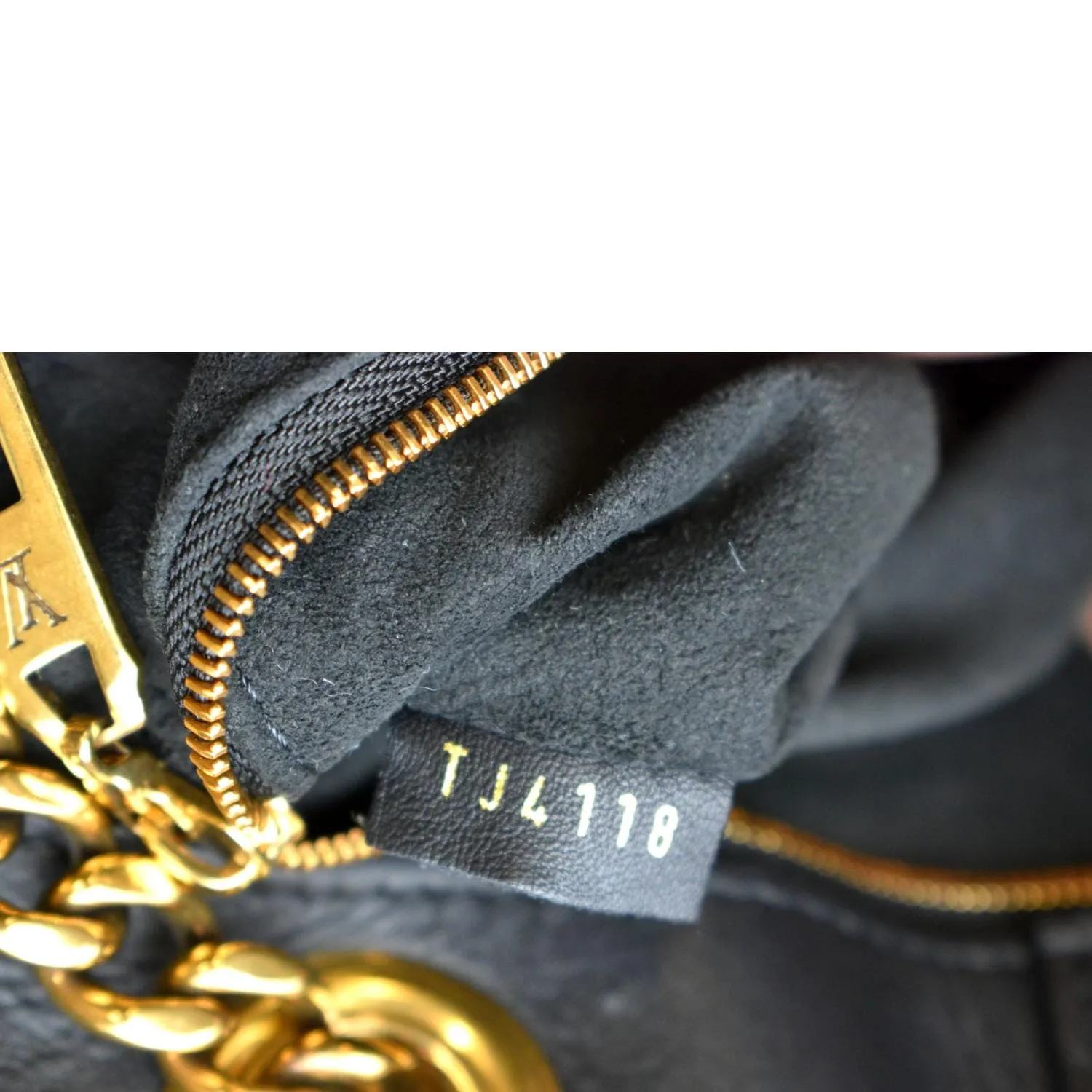 LOUIS VUITTON Wave Chain Leather Tote Shoulder Bag Black