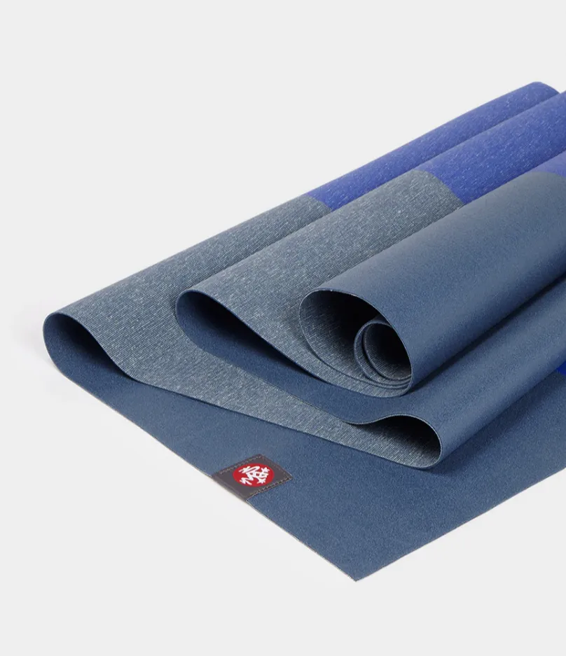 Manduka eKO® Superlite Travel Yoga Mat 1.5mm - Amethyst Stripe