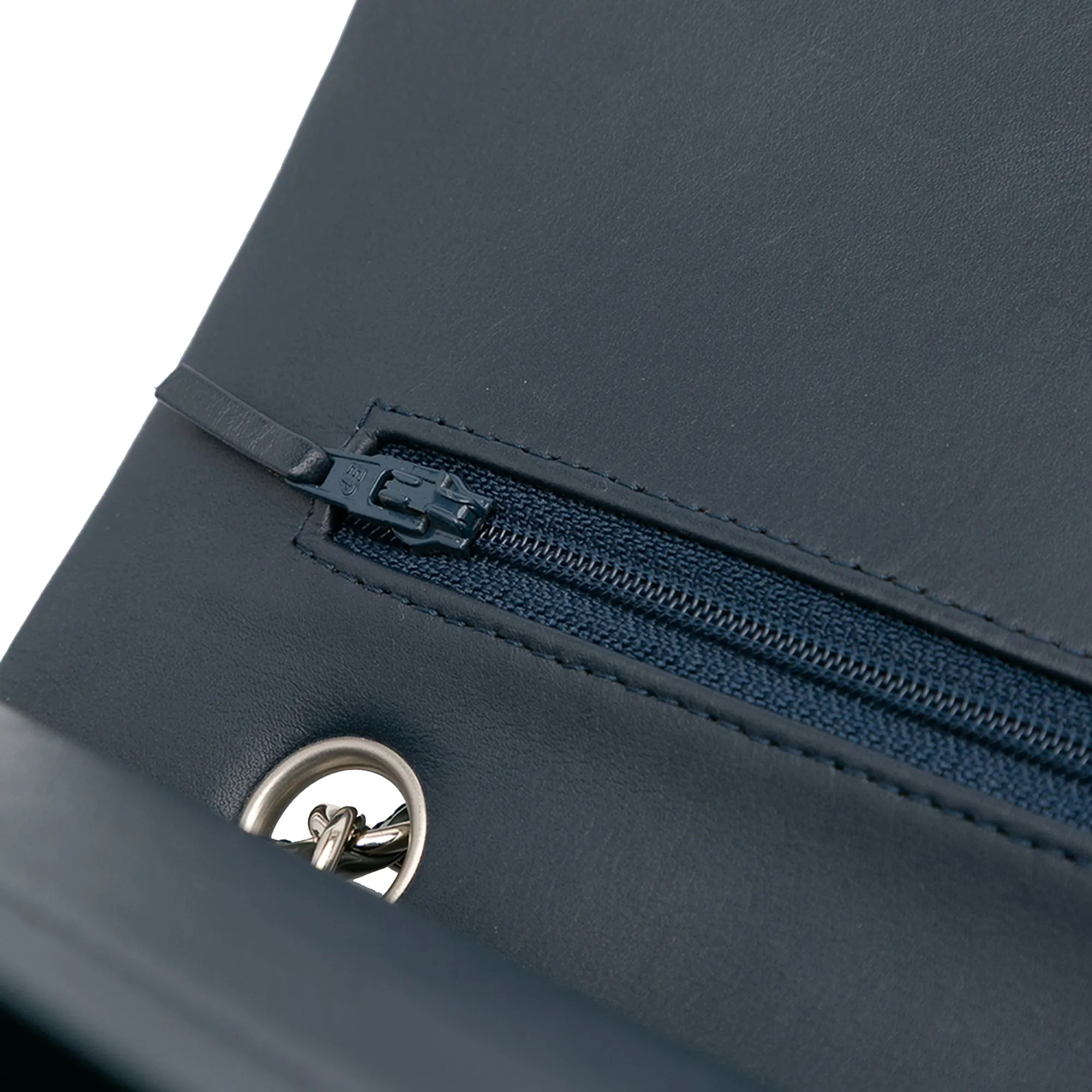Medium Classic Patent Double Flap