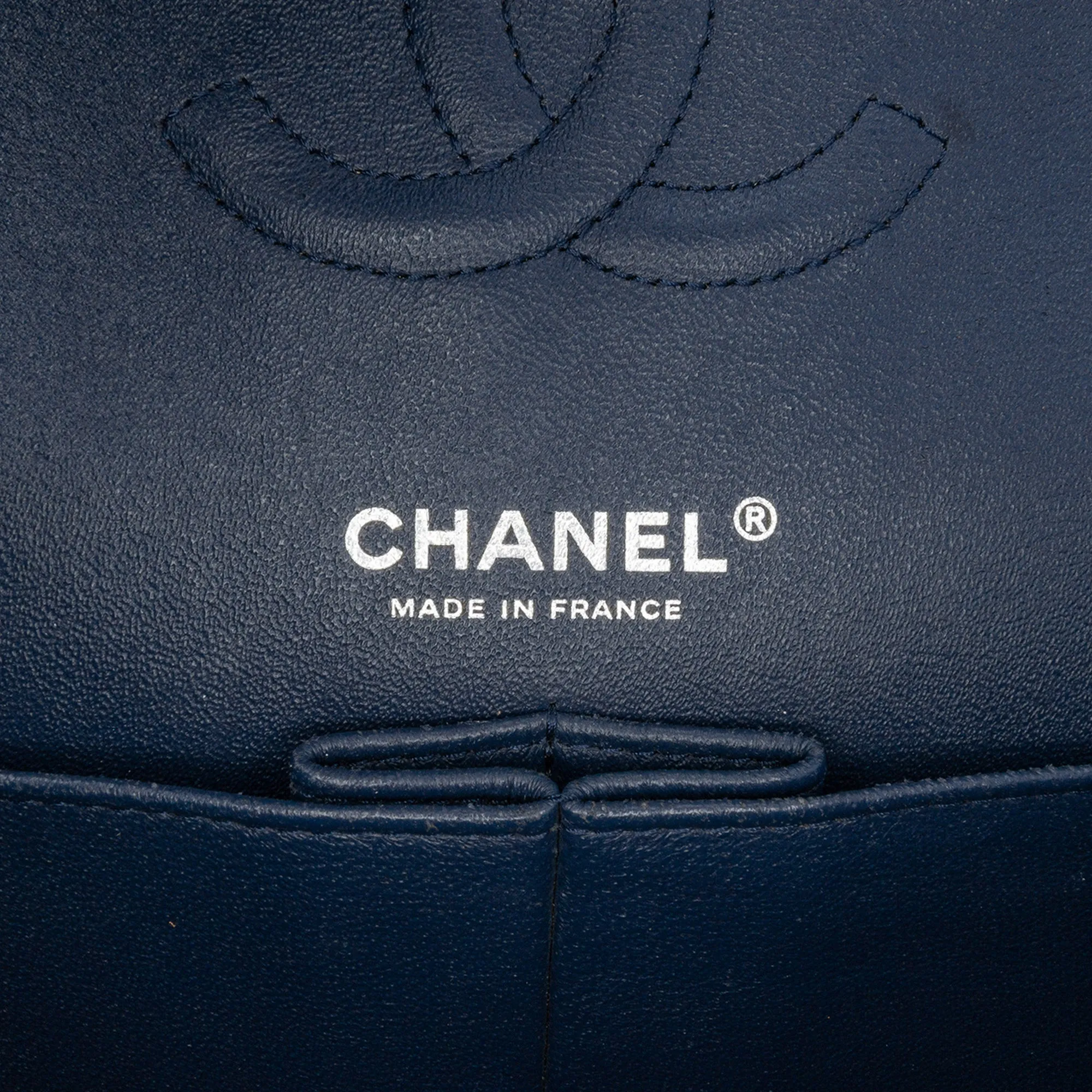 Medium Classic Patent Double Flap