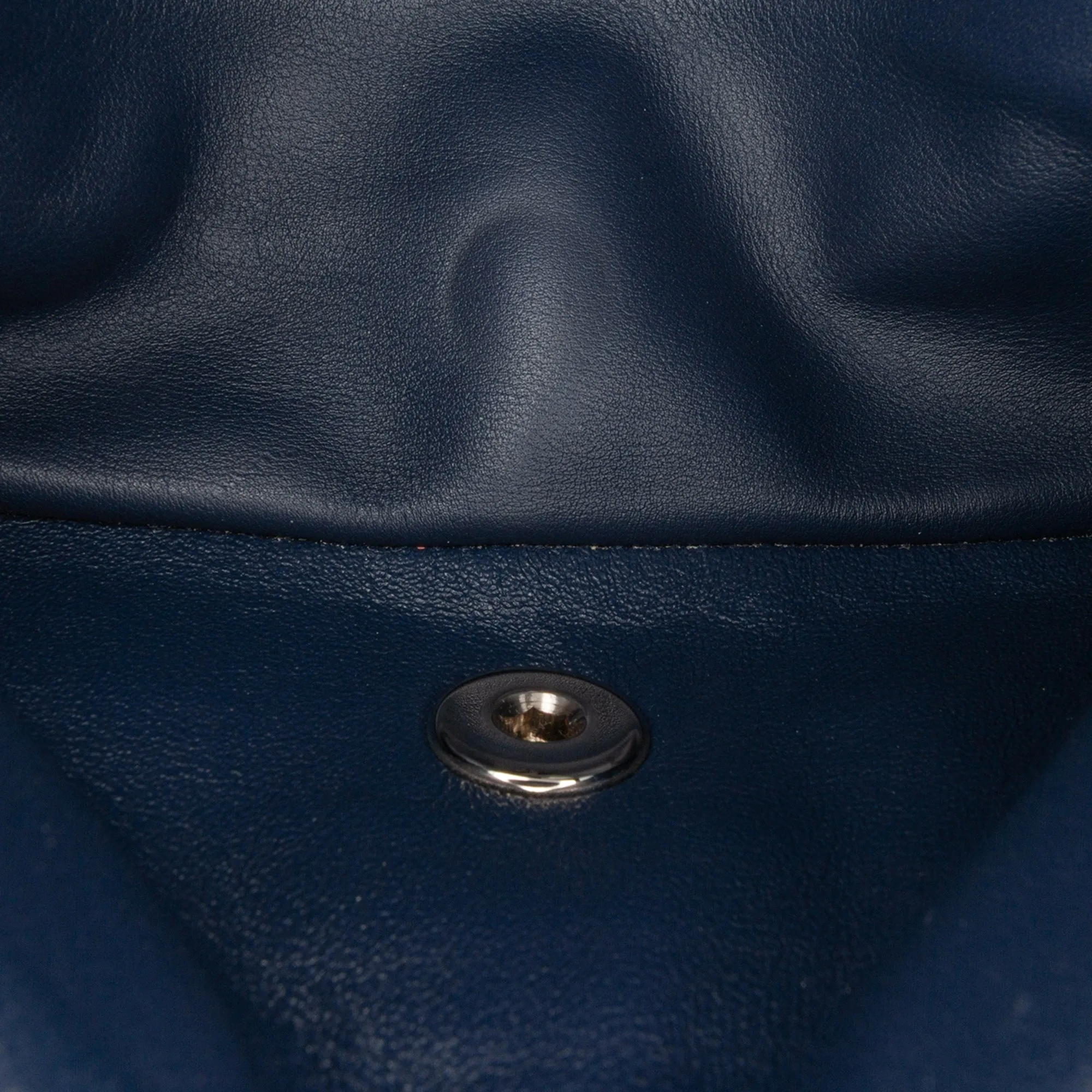 Medium Classic Patent Double Flap