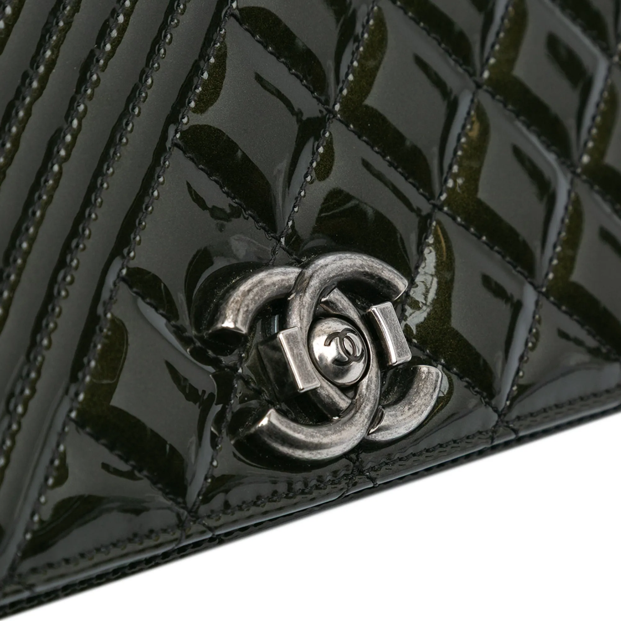 Medium Patent Coco Boy Flap