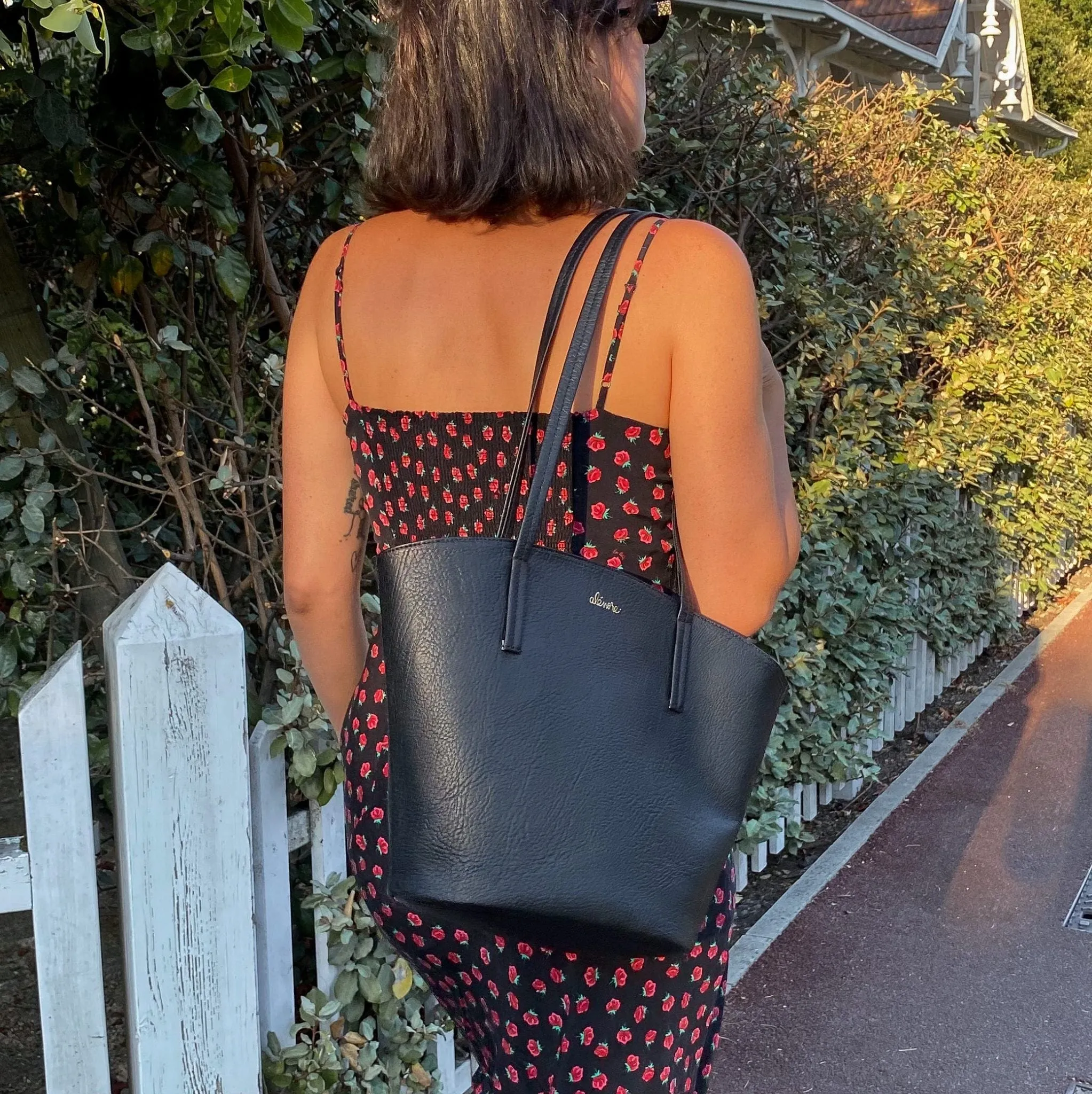 Mimosa Mini Vegan Apple Leather Tote Bag | Black