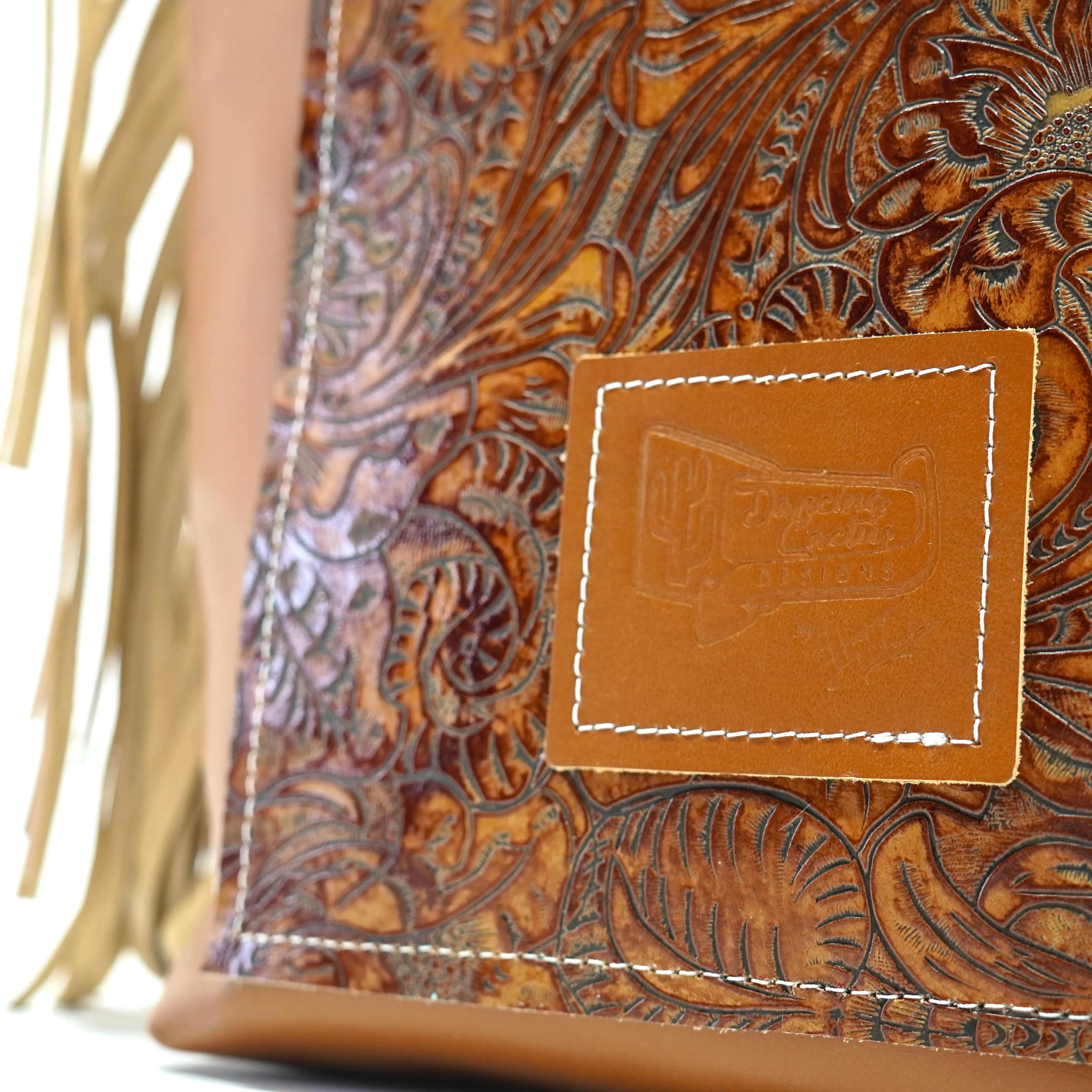 Mini Trisha - All Embossed w/ Brandy Tool