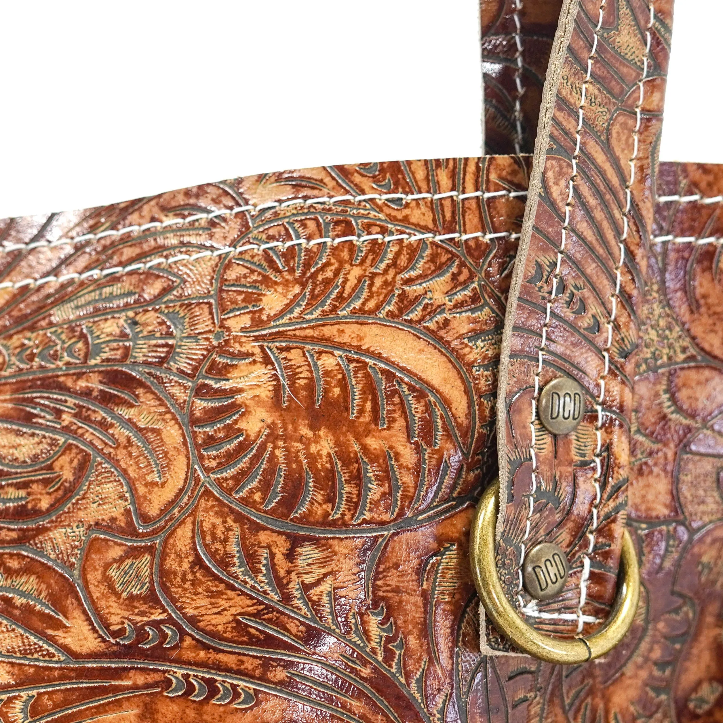 Mini Trisha - All Embossed w/ Brandy Tool