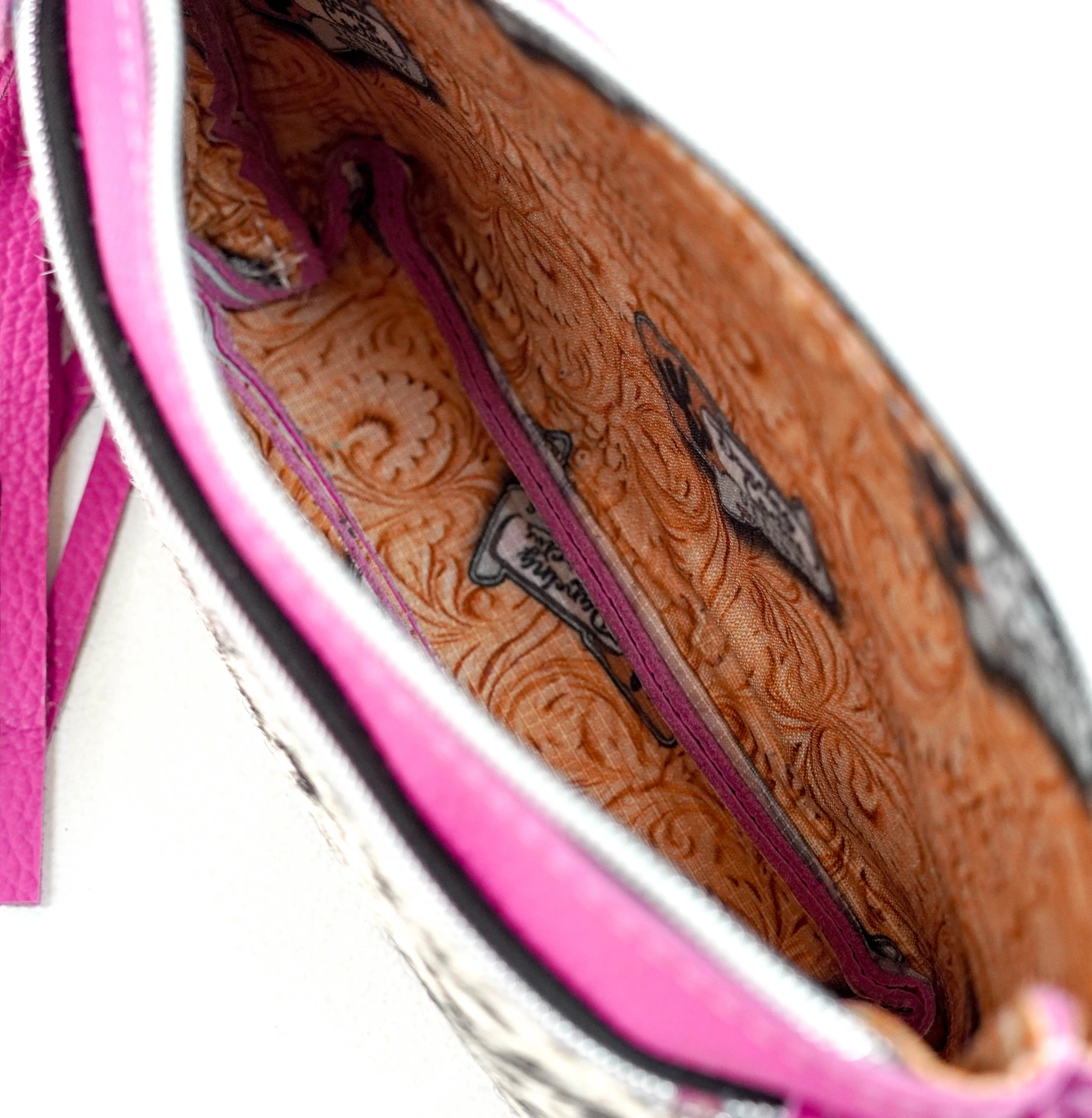 Miss Kitty - Black & White w/ Pink Leather