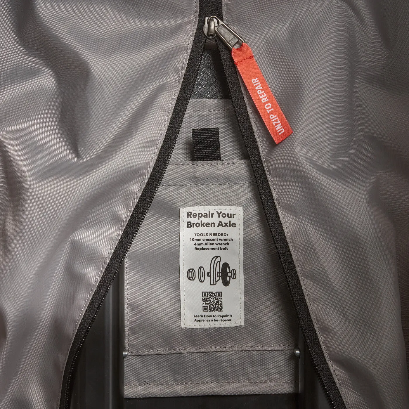 Patagonia - Black Hole Matte Wheeled Duffel Bag 70L - Matte Black