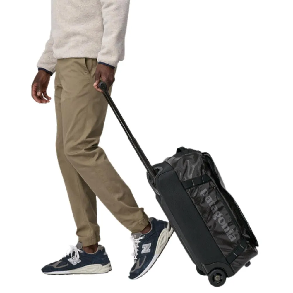 Patagonia Black Hole Wheeled Duffel 40L (Black)