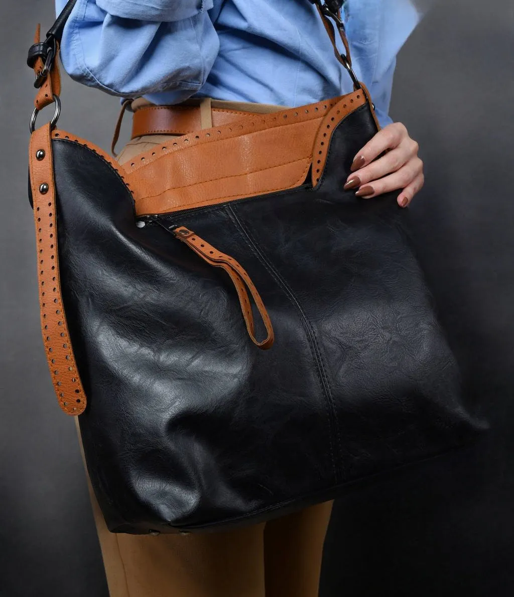 Plain Shoulder Bag - Black