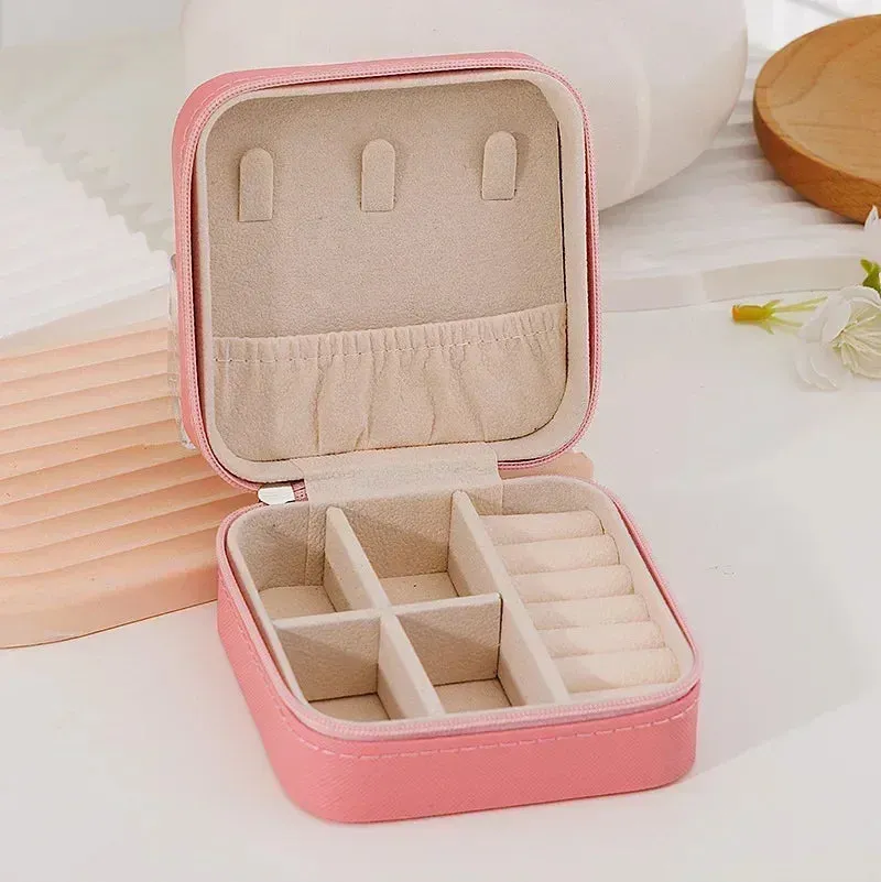 Portable PU Leather Jewelry Box – Travel Organizer for Rings, Earrings & Necklaces