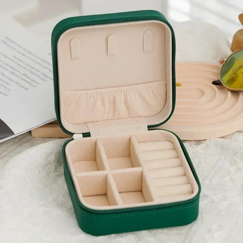 Portable PU Leather Jewelry Box – Travel Organizer for Rings, Earrings & Necklaces