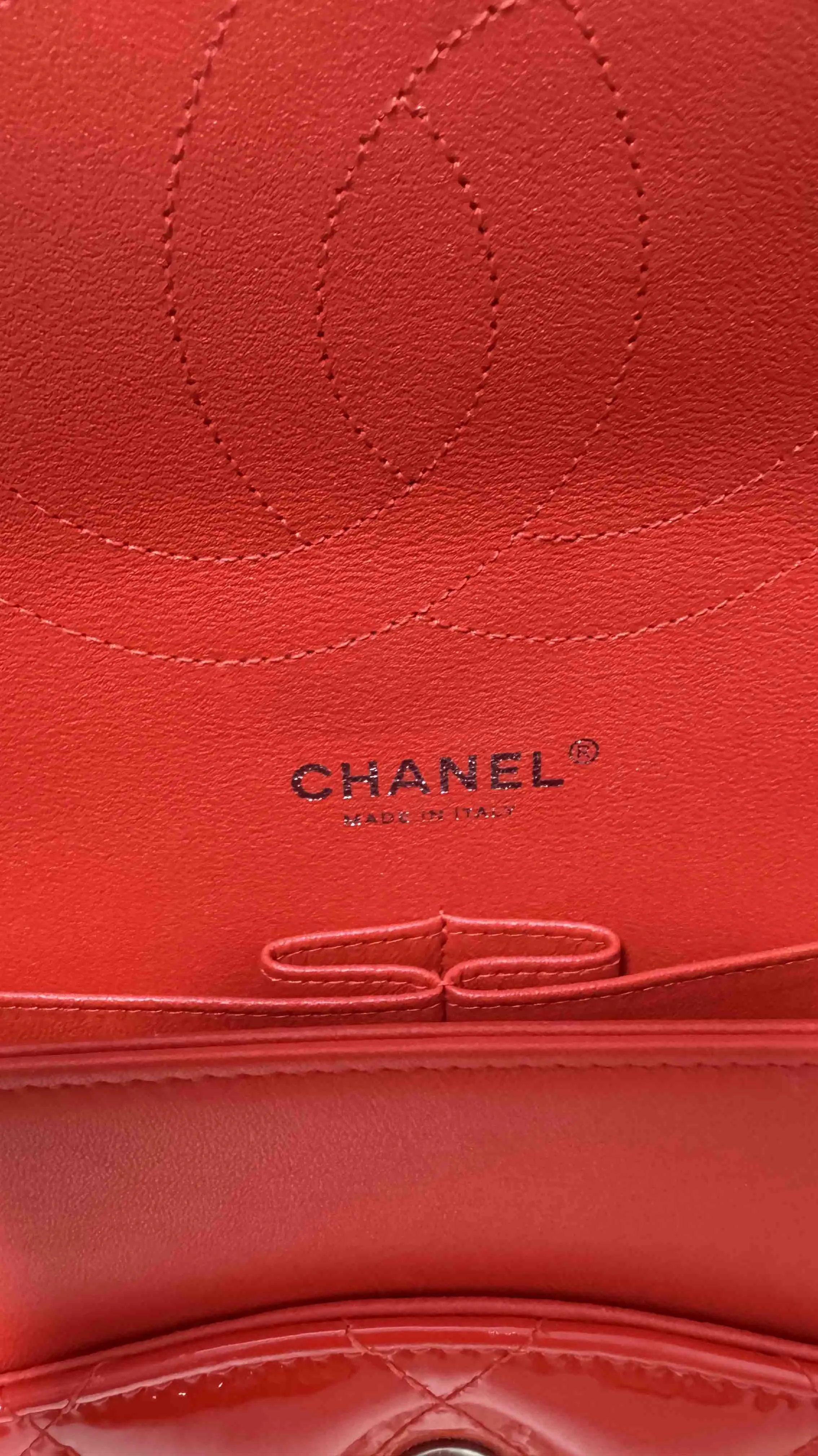 Preloved Chanel Flap Patent Leather Bag in Red - Shoulder Bag