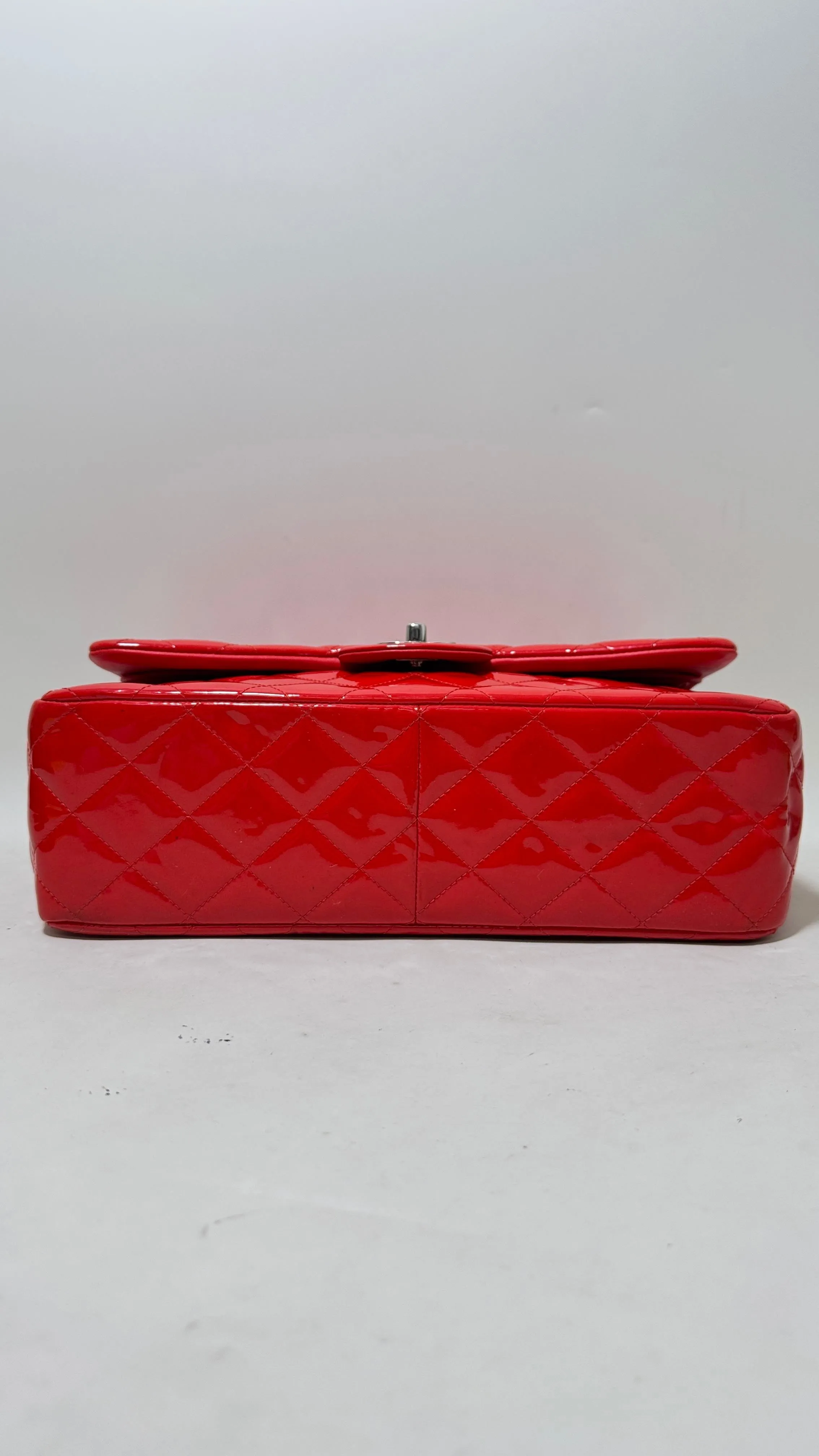 Preloved Chanel Flap Patent Leather Bag in Red - Shoulder Bag