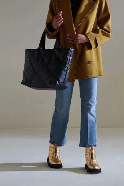 Quilted handbag