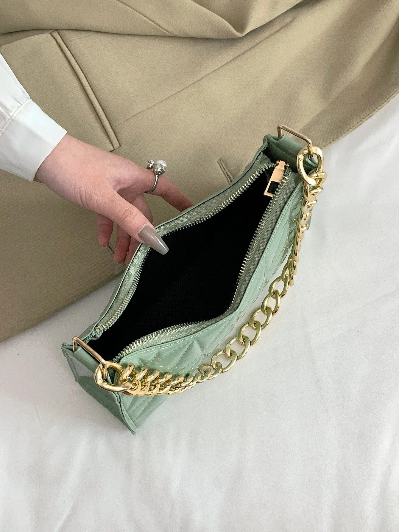 Quilted Pattern Baguette Bag - Light Green