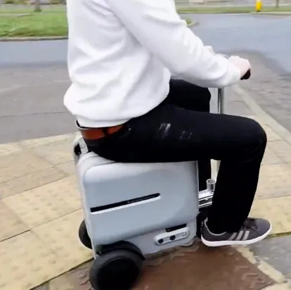 Scoot case suitcase