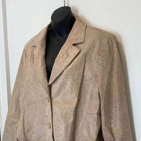Terry Lewis Women's Tan Paisley Leather Jacket Size Large NWT