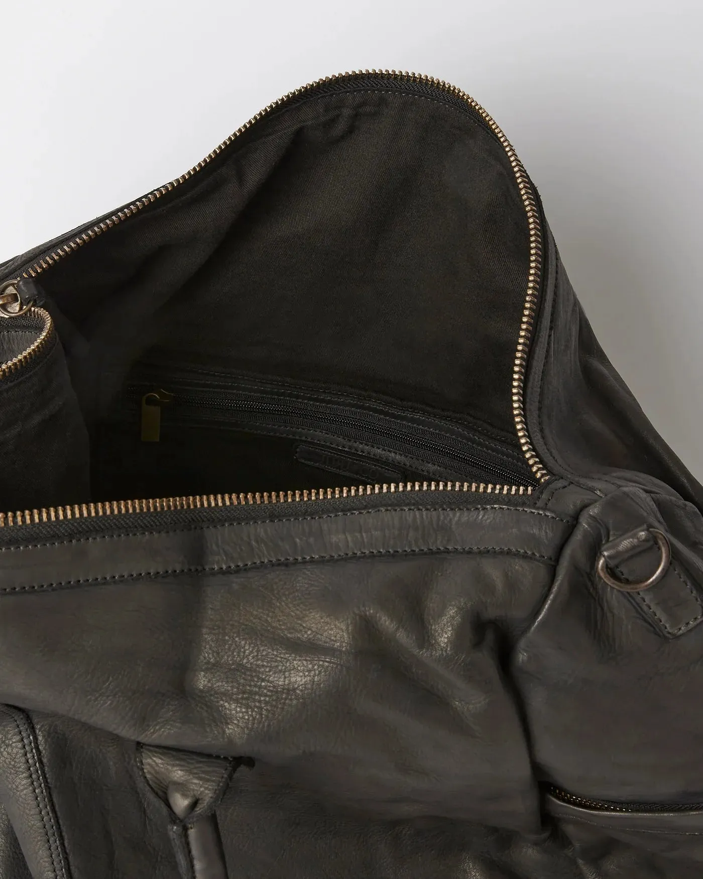 TRAVEL BAG