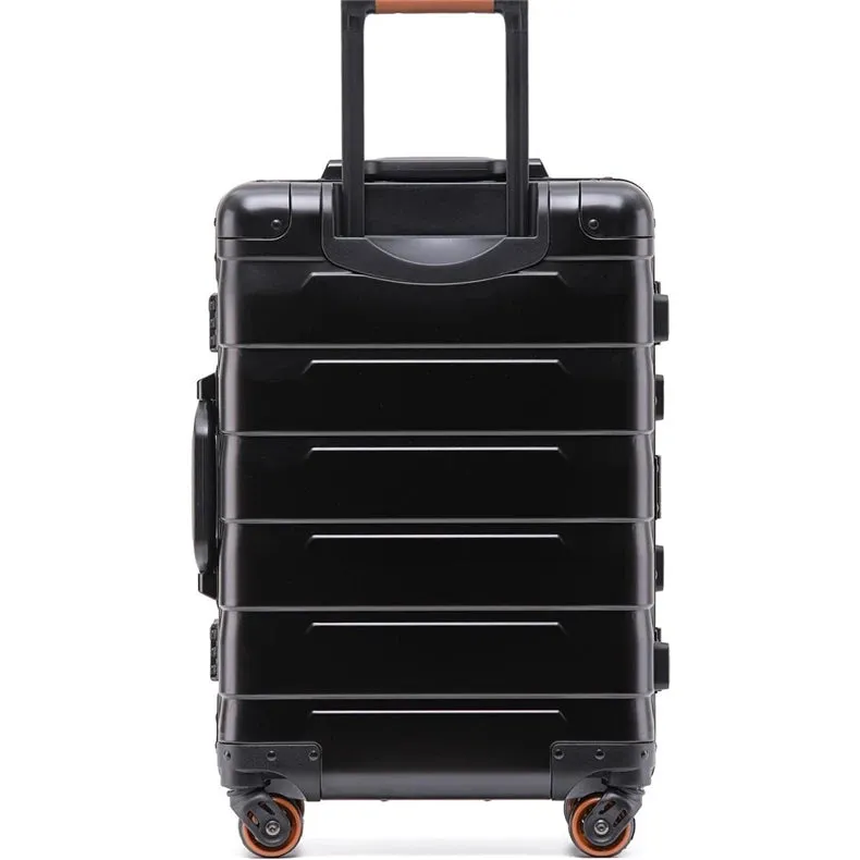 TRAVEL TALE 20"24" Luxury Rolling Luggage