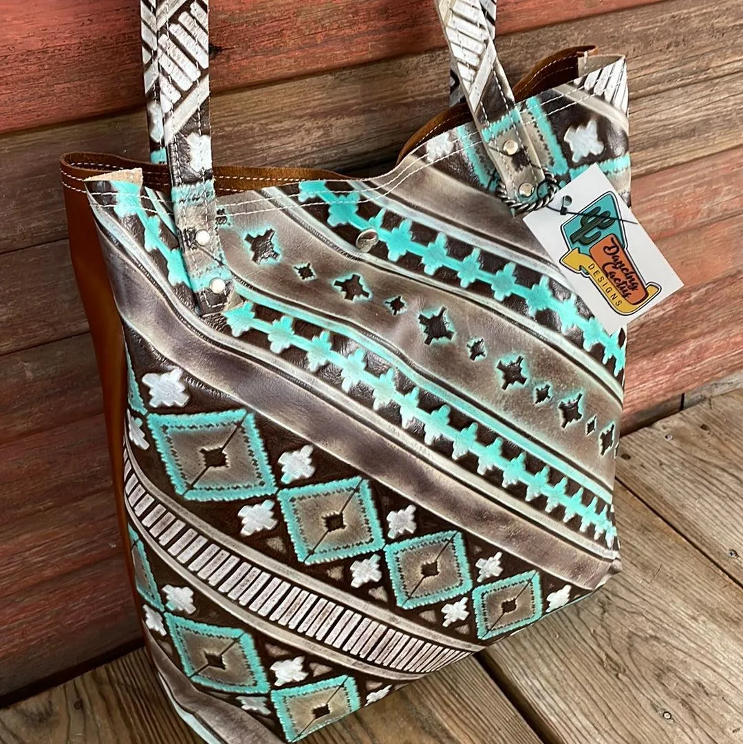 Trisha - Blank Slate w/ Cocoa Navajo