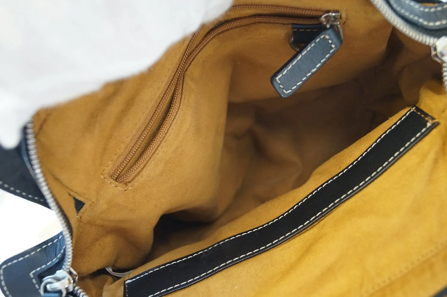 UGG Australia Black Suede Leather Shoulder Bag - Sale