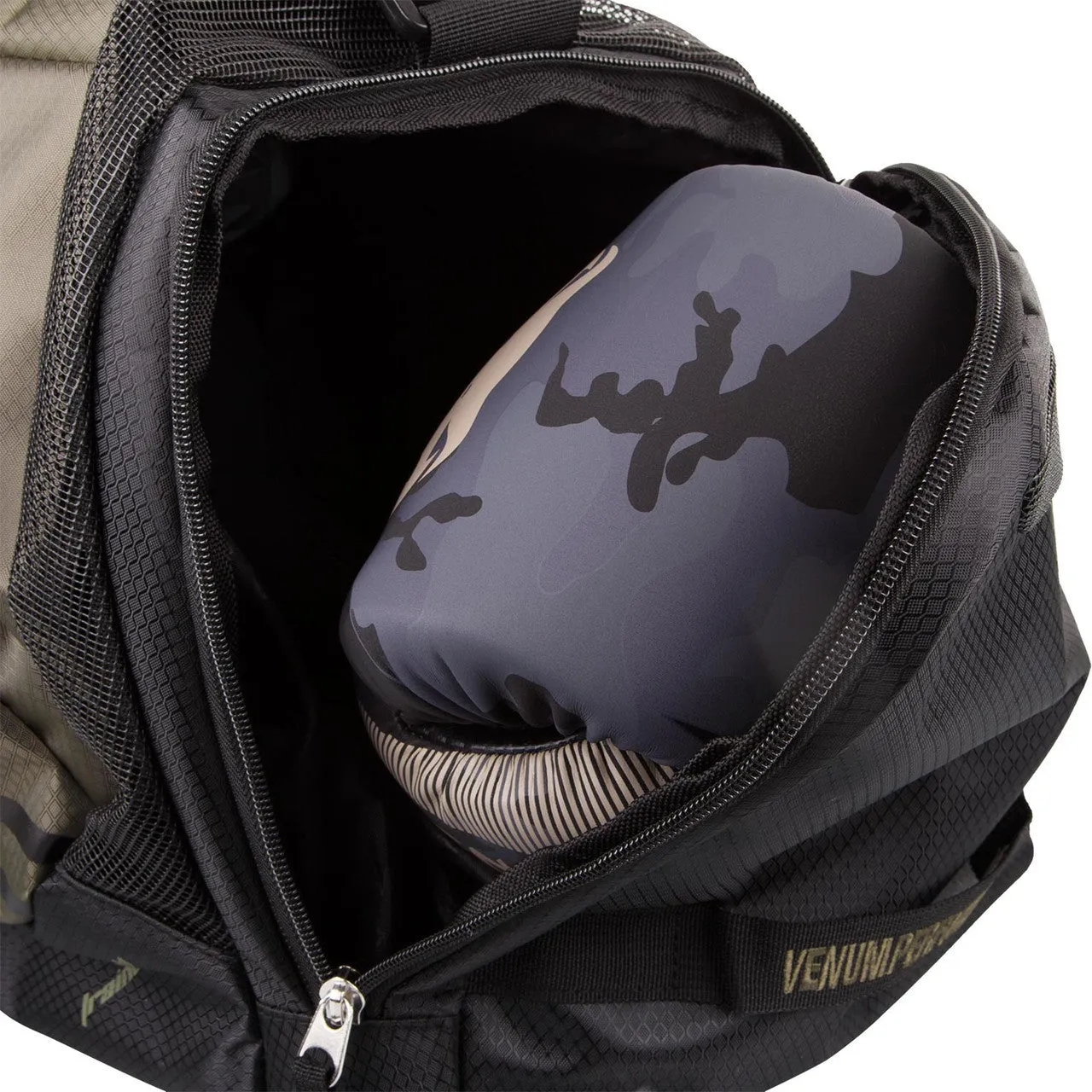 Venum Trainer Light Sport Bag Khaki-Black