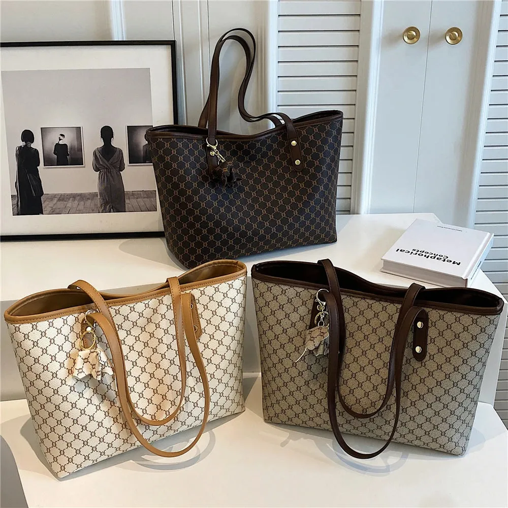 Vintage Large Print Tote Bags Trend Designer PU Leather Handbags Commuting Shoulder Bags