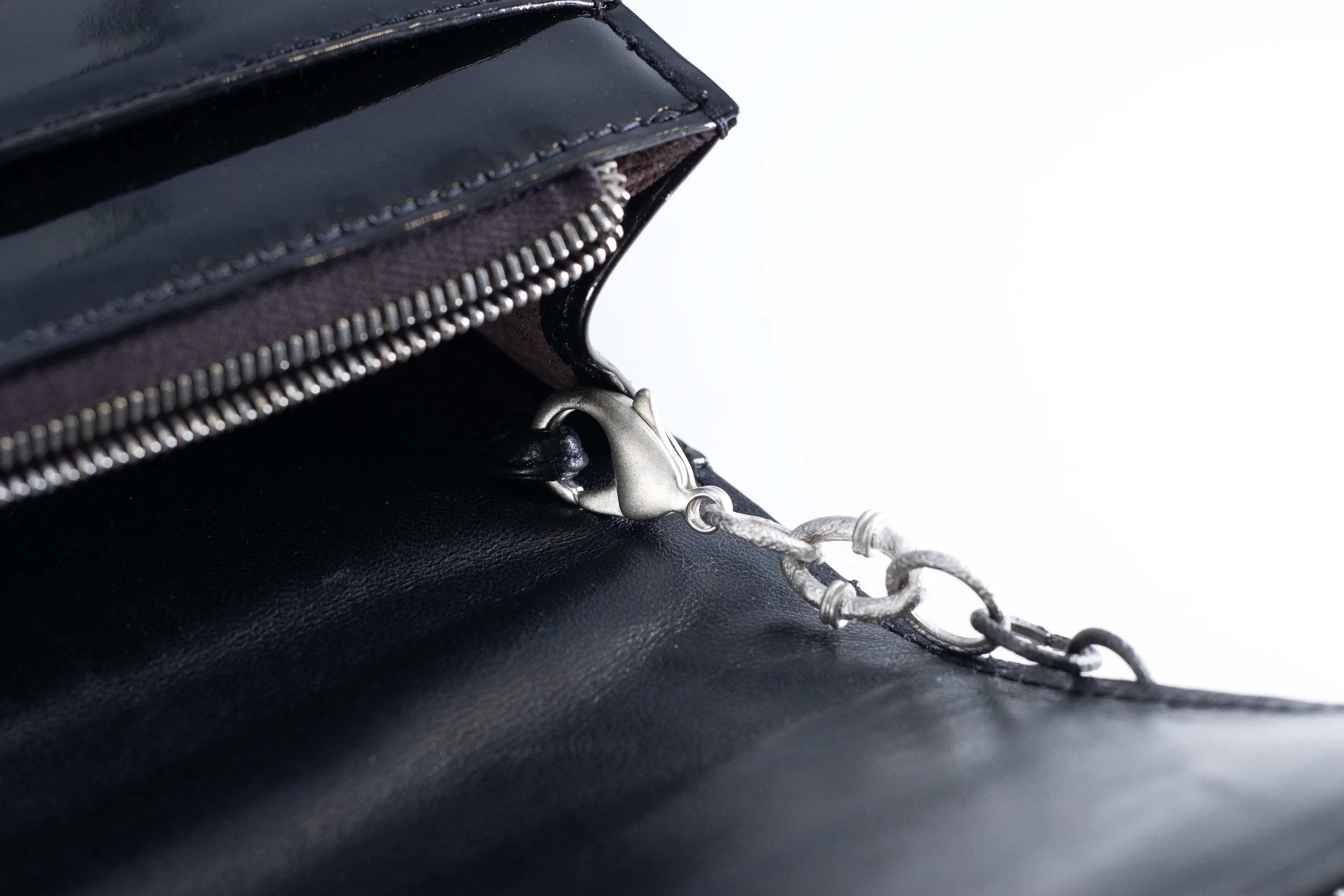 WALLET IN BLACK SPARKLE PATENT LEATHER