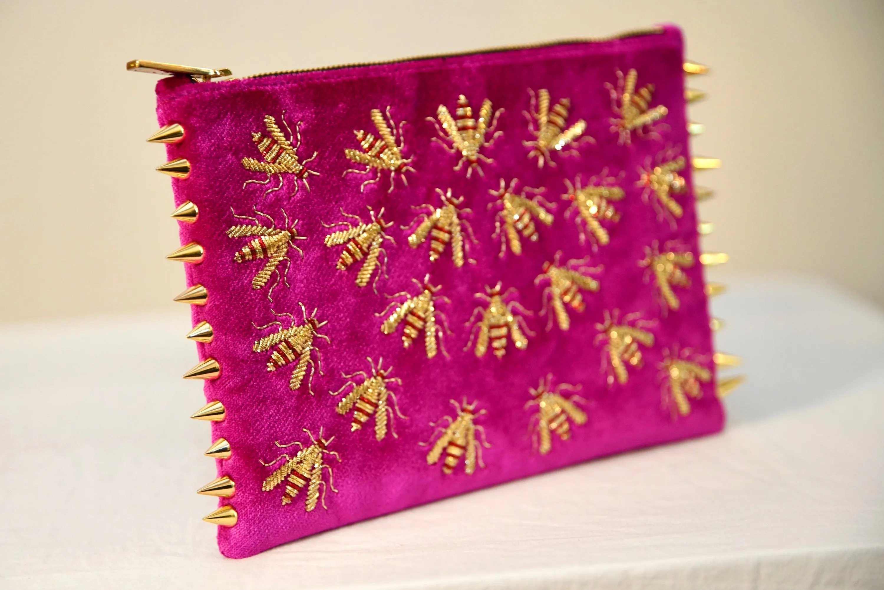 WASP EMBROIDERED FUCHSIA VELVET CLUTCH BAG