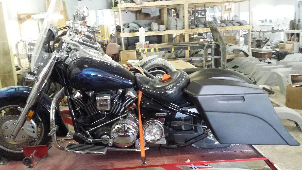 Yamaha Roadstar 1999 - 2007 6" Extended Stretched Out & Down Bags   Rear Fender   No Cut Outs   lids