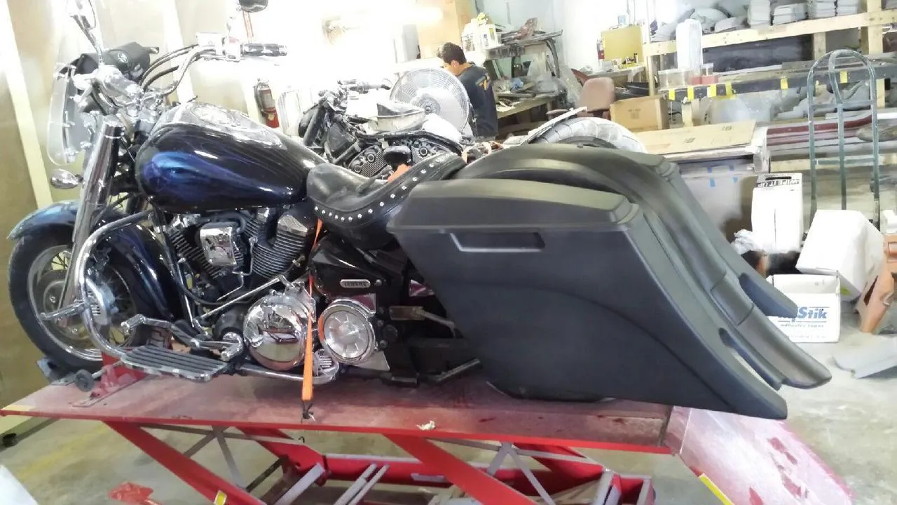Yamaha Roadstar 1999 - 2007 6" Extended Stretched Out & Down Bags   Rear Fender   No Cut Outs   lids